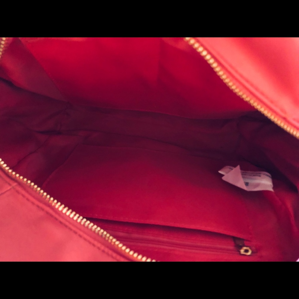 #PrettyInPink ....Pink Purse 👛😍 - Picture 6 of 6